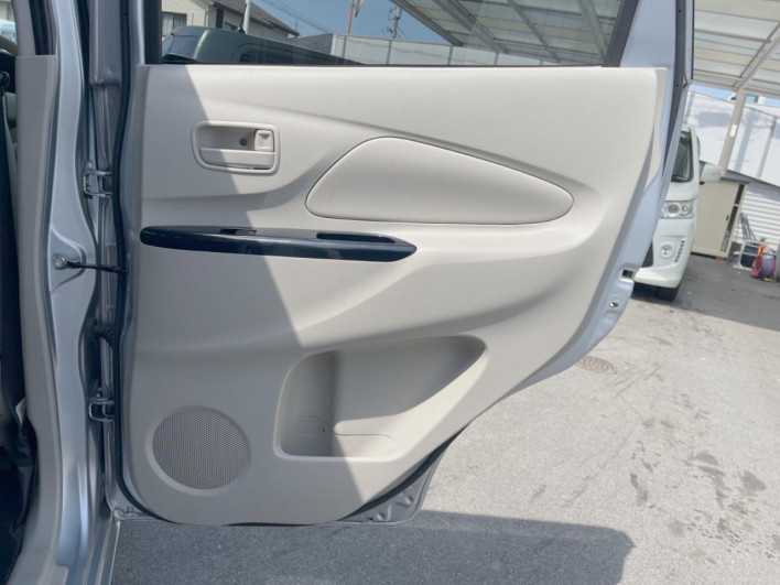 2016 Mitsubishi eK Wagon DBA-B11W (UW-69ef57e313a61)[18]