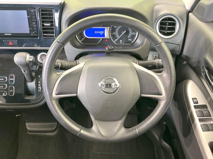 2015 Nissan DAYZ ROOX DBA-B21A (UW-69ef57e425d23)[11]