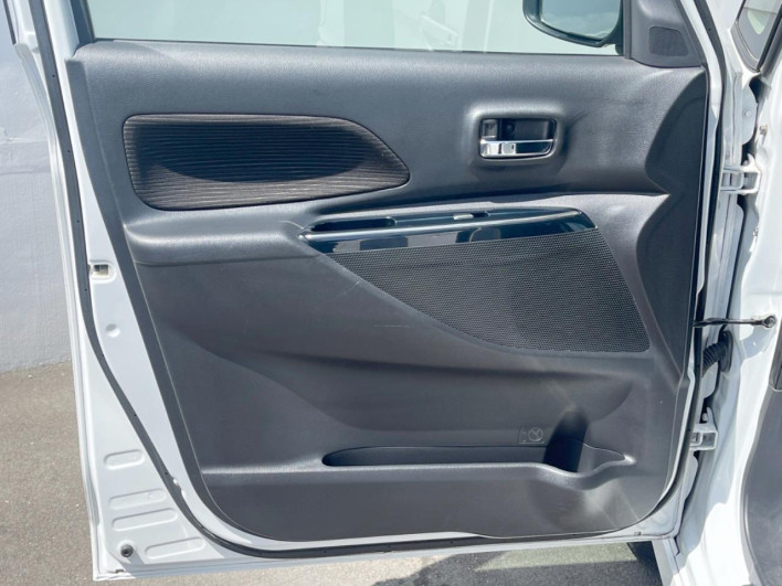 2016 Nissan DAYZ ROOX DBA-B21A (UW-69ef57e4a88bf)[23]