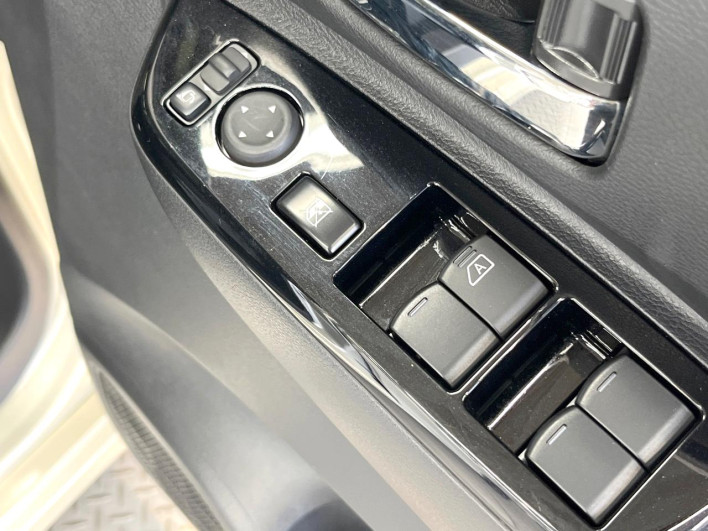 2023 Nissan Roox 5AA-B44A (UW-69ef57f07d734)[28]