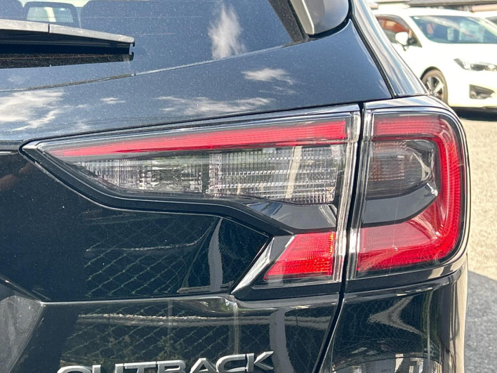 2021 Subaru Legacy Outback 4BA-BT5 (UW-69ef57f648876)[21]