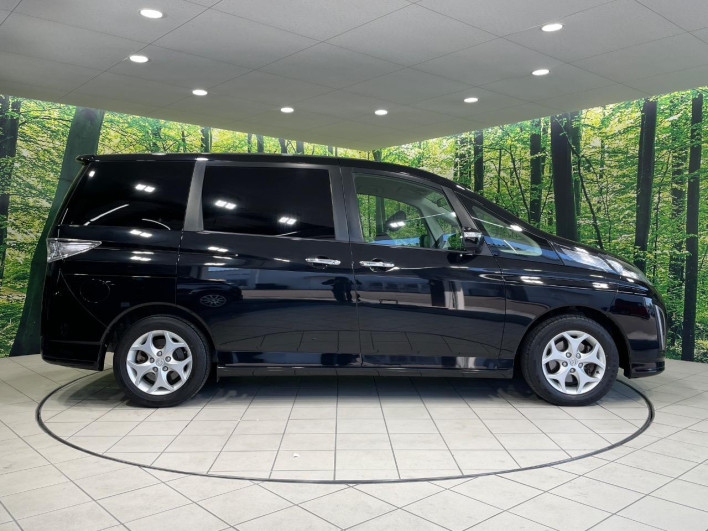 2010 Mazda Biante DBA-CCEFW (UW-69ef57f6da64e)[17]