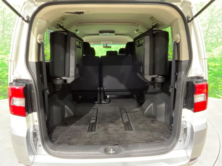 2016 Mitsubishi Delica D:5 LDA-CV1W (UW-69ef57f76d07c)[16]