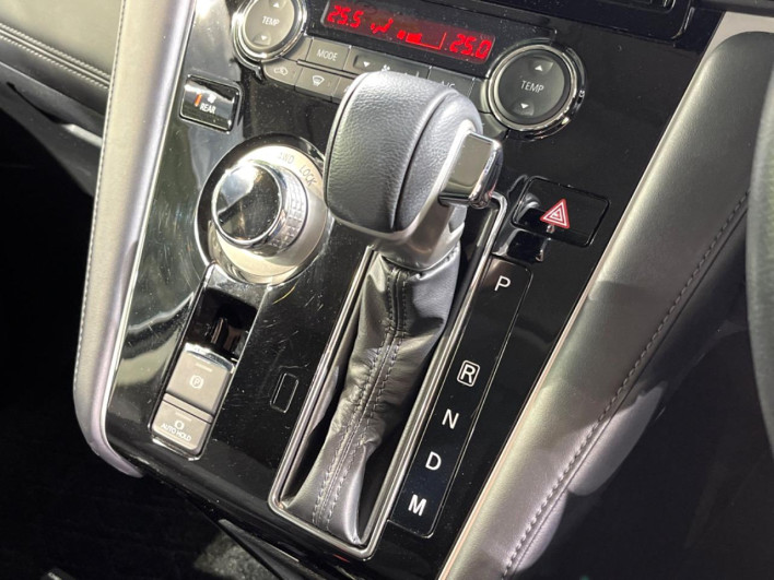 2019 Mitsubishi Delica D:5 3DA-CV1W (UW-69ef57f826631)[25]