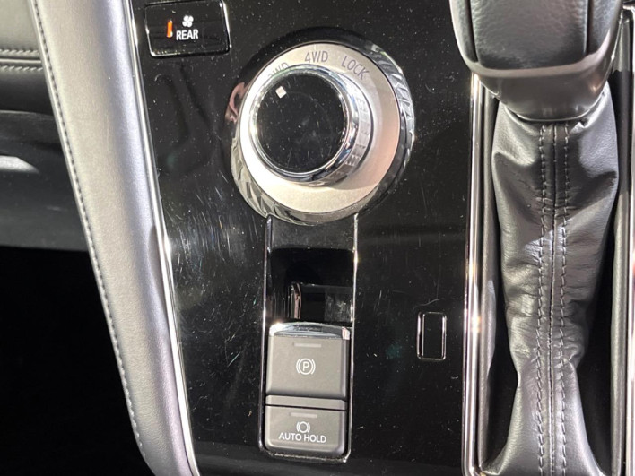 2019 Mitsubishi Delica D:5 3DA-CV1W (UW-69ef57f826631)[26]