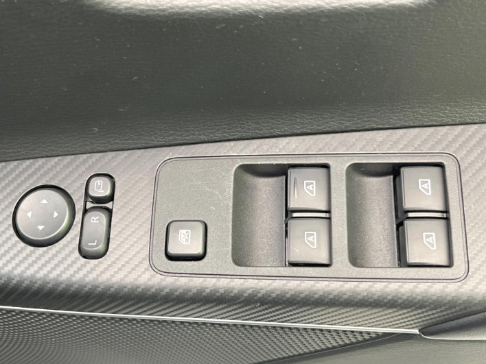 2022 Mitsubishi Delica D:5 3DA-CV1W (UW-69ef57f9331e8)[14]