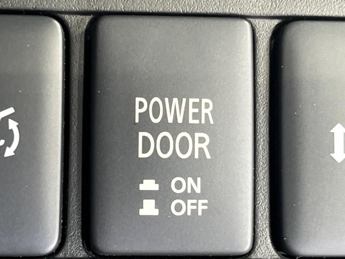 2024 Mitsubishi Delica D:5 3DA-CV1W (UW-69ef57f933cf0)[7]