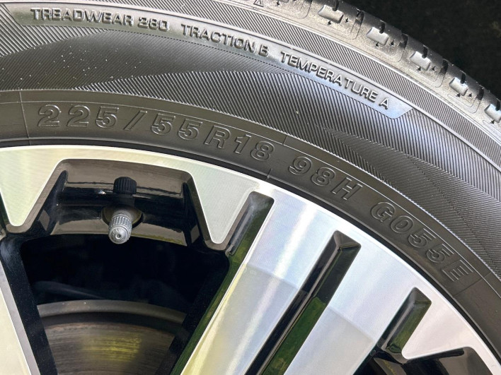 2024 Mitsubishi Delica D:5 3DA-CV1W (UW-69ef57fa28691)[17]