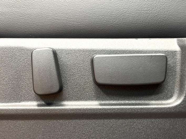 2025 Mitsubishi Delica D:5 3DA-CV1W (UW-69ef57fae315e)[24]