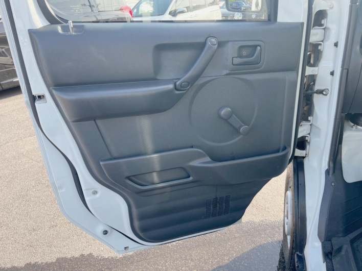 2006 Suzuki Carry Truck EBD-DA63T (UW-69ef57fe80ff3)[7]