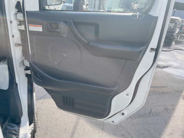 2006 Suzuki Carry Truck EBD-DA63T (UW-69ef57fe80ff3)[5]