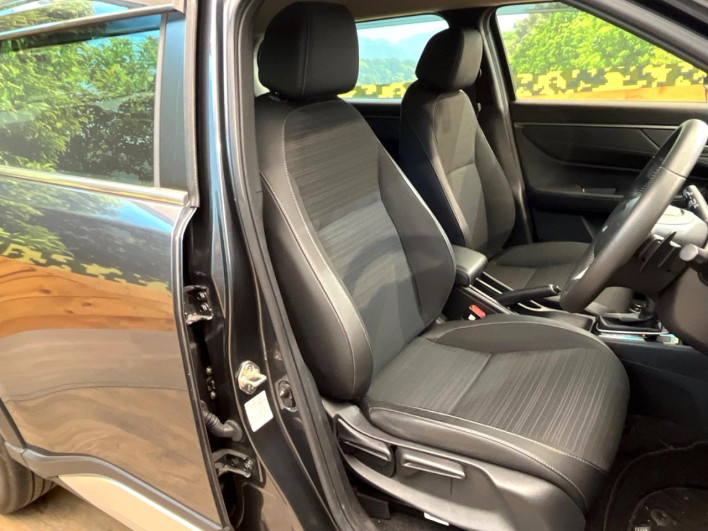 2024 Honda WR-V 5BA-DG5 (UW-69ef57ff5b1d8)[21]