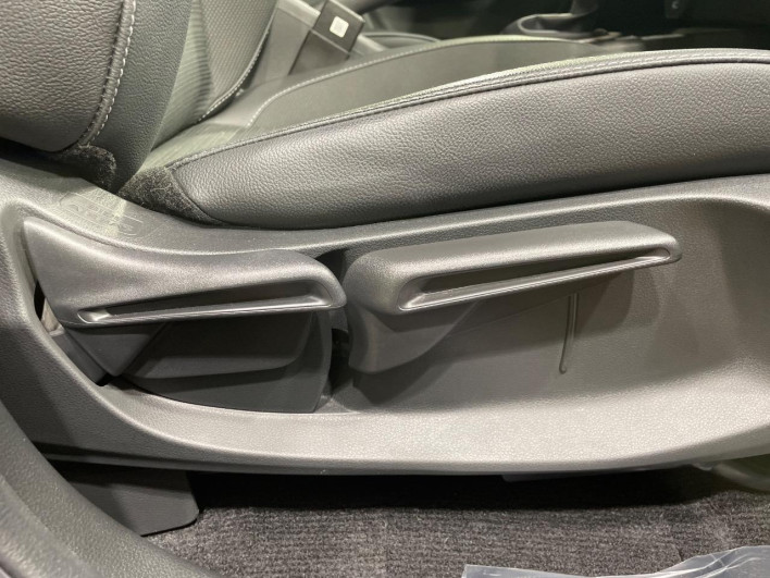 2024 Honda WR-V 5BA-DG5 (UW-69ef580084ca1)[28]