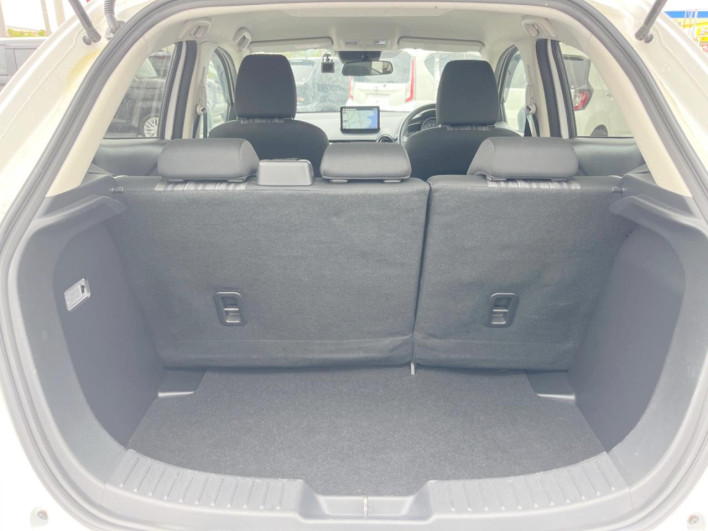 2022 Mazda Mazda2 5BA-DJLFS (UW-69ef5801eb04c)[26]