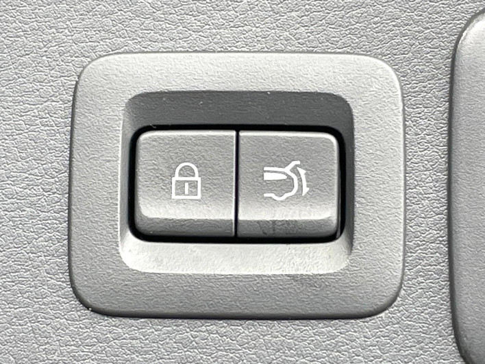 2019 Mazda CX-30 3AA-DMFP (UW-69ef58031db70)[26]