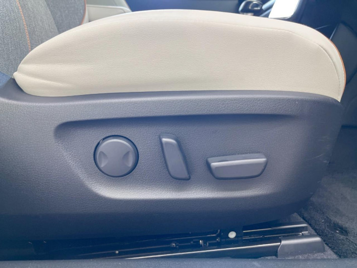 2023 Mazda MX-30 5AA-DREJ3P (UW-69ef5803bef34)[8]