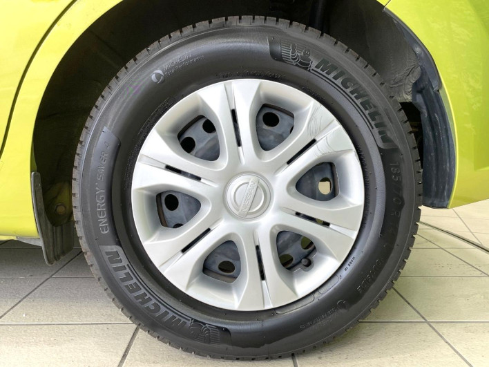 2018 Nissan Note DBA-E12 (UW-69ef5804a88a9)[10]