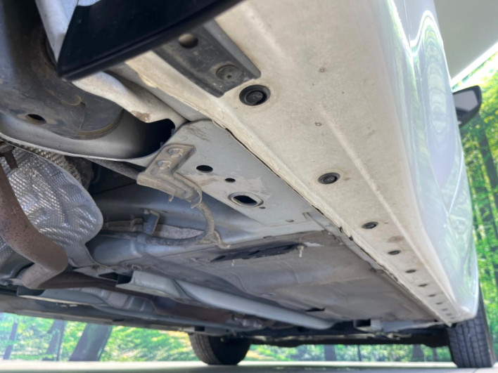 2019 Nissan Note DBA-E12 (UW-69ef5804d1a34)[23]