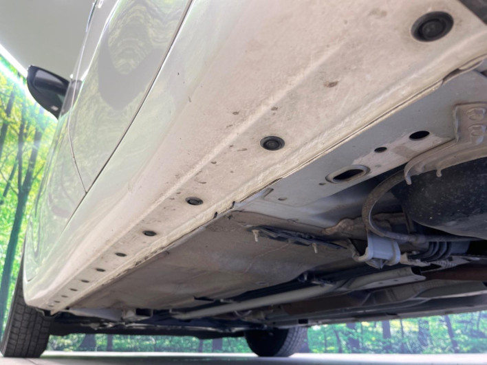 2019 Nissan Note DBA-E12 (UW-69ef5804d1a34)[20]