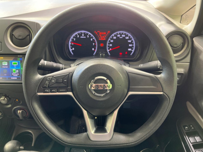 2018 Nissan Note DBA-E12 (UW-69ef5805937f1)[25]