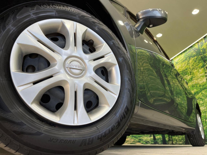 2018 Nissan Note DBA-E12 (UW-69ef5805937f1)[27]