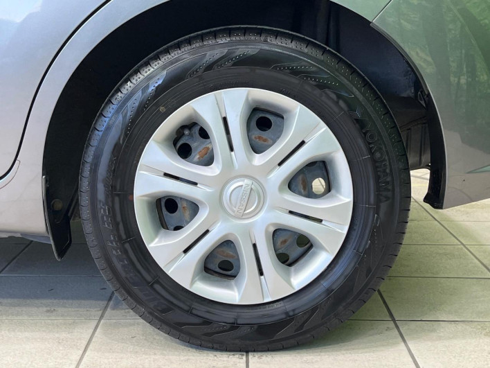 2018 Nissan Note DBA-E12 (UW-69ef5805937f1)[29]