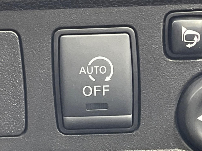 2018 Nissan Note DBA-E12 (UW-69ef5805937f1)[16]