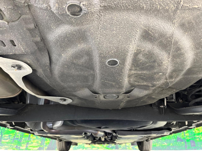 2022 Nissan Note 6AA-E13 (UW-69ef58069d230)[14]