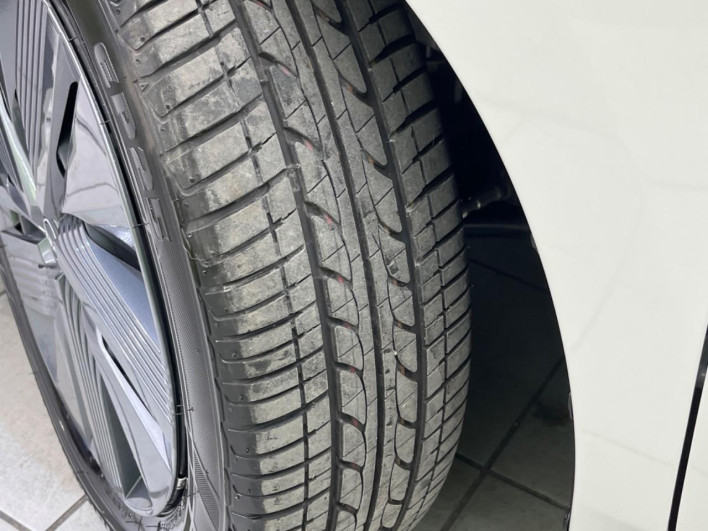 2023 Nissan Note 6AA-E13 (UW-69ef58076e3a6)[22]