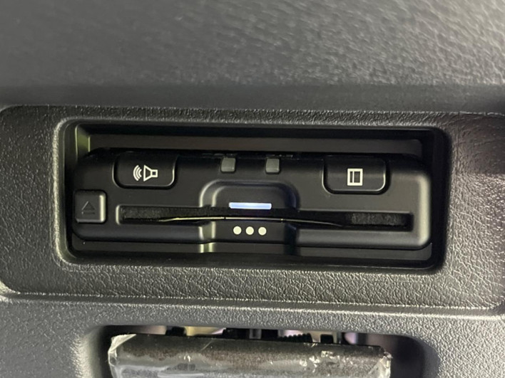 2023 Nissan Note 6AA-E13 (UW-69ef58076e3a6)[6]