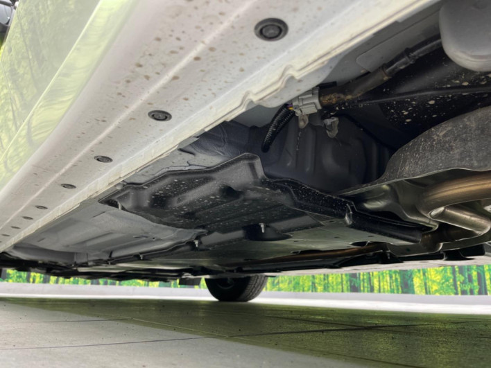 2023 Nissan Note 6AA-E13 (UW-69ef58076e3a6)[13]