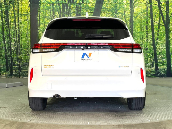 2022 Nissan Aura 6AA-FE13 (UW-69ef580c0416c)[13]