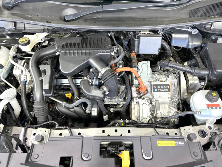 2022 Nissan Aura 6AA-FE13 (UW-69ef580c6e9be)[10]