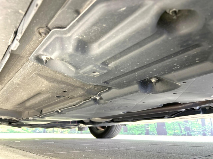 2022 Nissan Aura 6AA-FE13 (UW-69ef580c6e9be)[27]