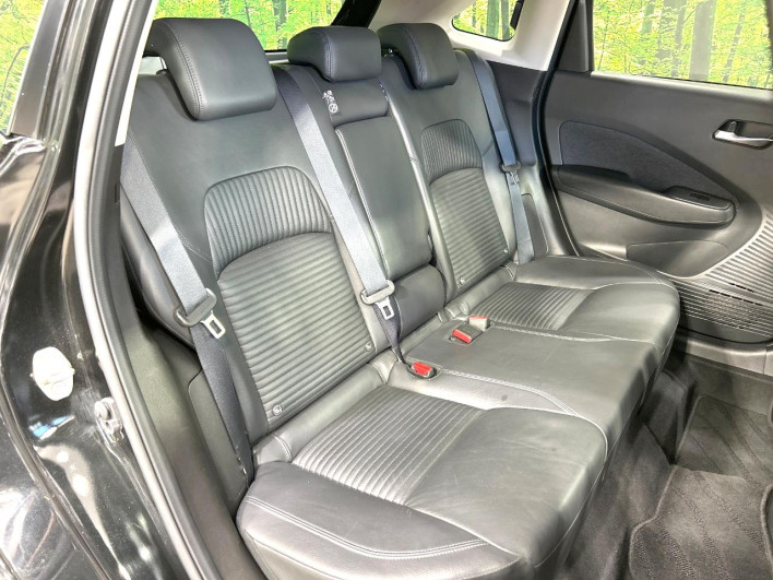 2022 Nissan Aura 6AA-FE13 (UW-69ef580c6e9be)[20]