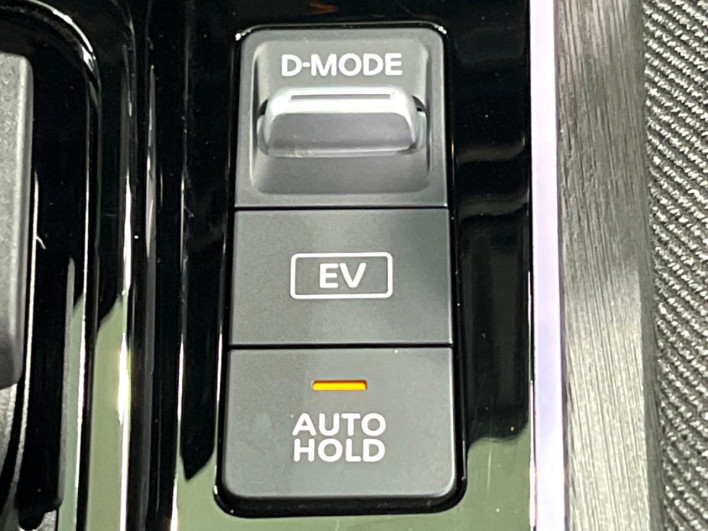 2025 Nissan Aura 6AA-FE13 (UW-69ef580ee0bb7)[23]