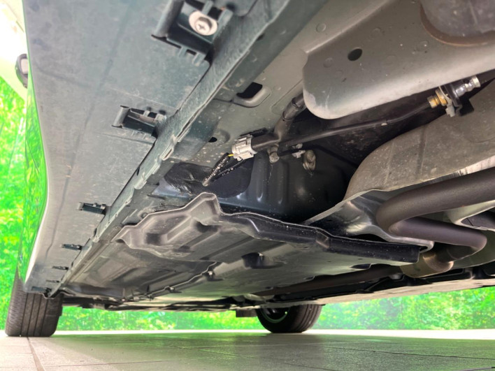 2025 Nissan Aura 6AA-FE13 (UW-69ef580ee0bb7)[12]