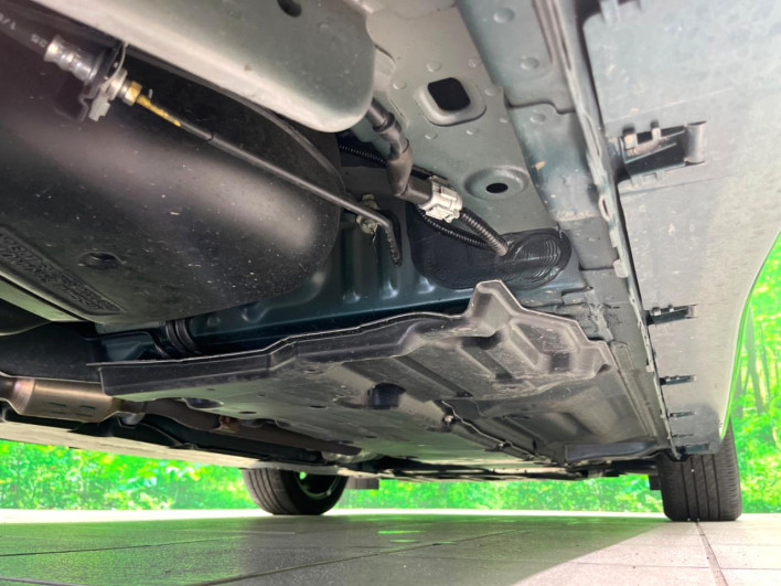 2025 Nissan Aura 6AA-FE13 (UW-69ef580ee0bb7)[11]