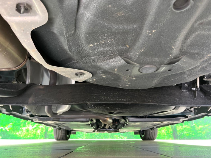 2025 Nissan Aura 6AA-FE13 (UW-69ef580ee0bb7)[9]