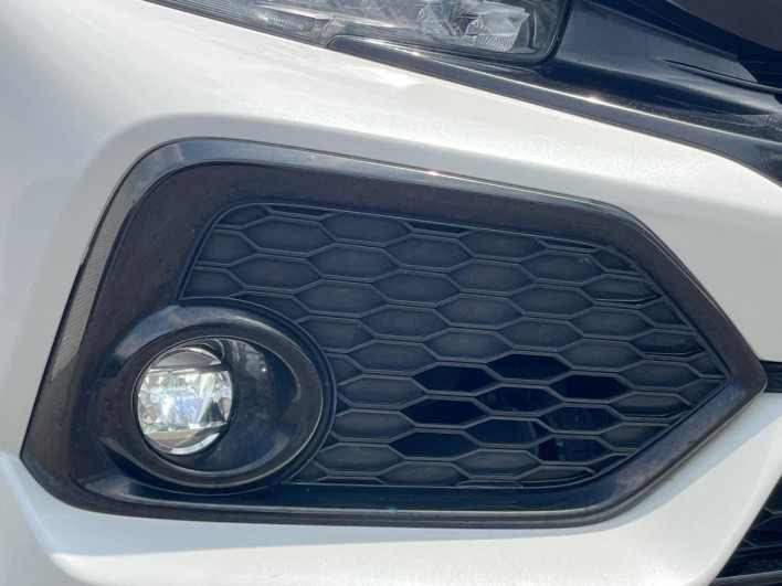 2017 Honda Civic DBA-FK7 (UW-69ef580fd2804)[12]