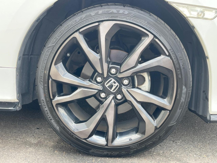 2017 Honda Civic DBA-FK7 (UW-69ef580fd2804)[7]