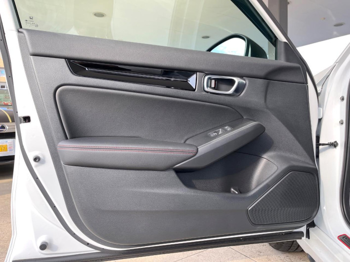 2024 Honda Civic 6AA-FL4 (UW-69ef58104d2c2)[29]