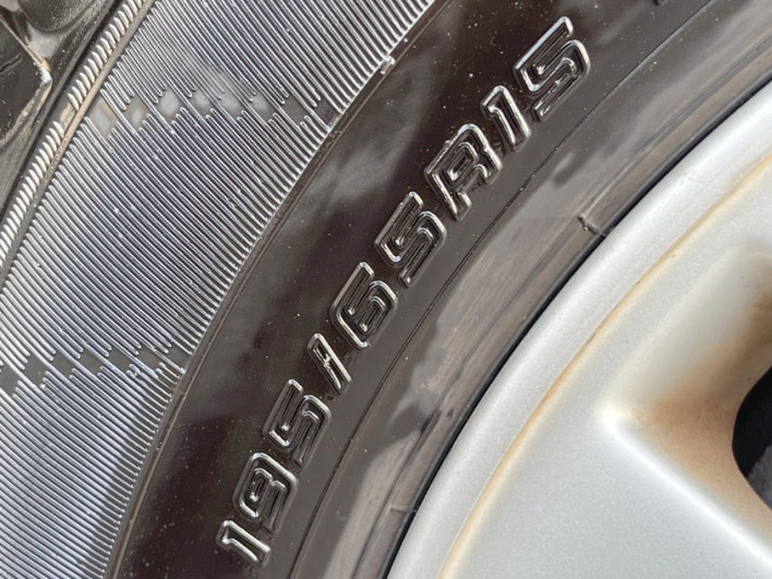 2013 Nissan Serena DBA-FNC26 (UW-69ef581148825)[14]