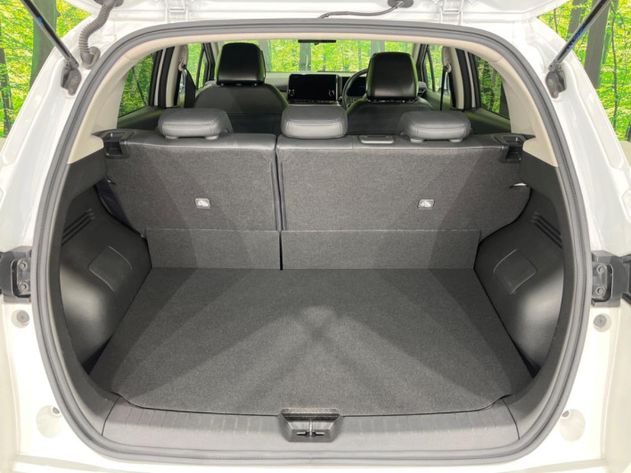 2023 Nissan Aura 6AA-FSNE13 (UW-69ef58117f495)[10]