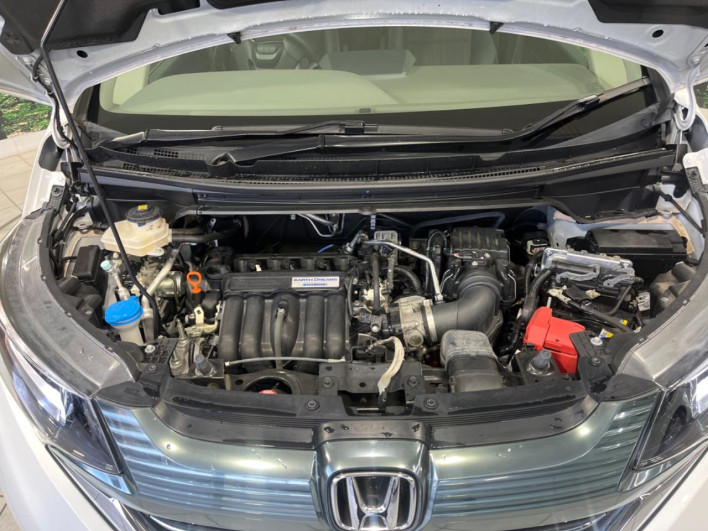 2019 Honda Freed hybrid DAA-GB7 (UW-69ef58133f8a3)[16]