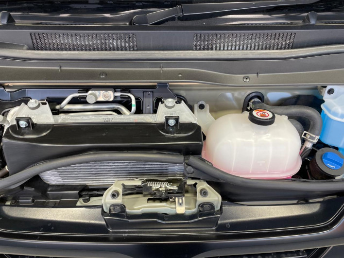 2024 Toyota Hiace Van 3DF-GDH206V (UW-69ef5814bac93)[4]