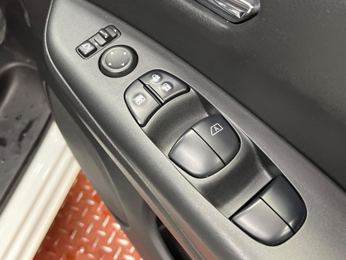 2019 Nissan Serena DAA-GFC27 (UW-69ef5816ca246)[27]