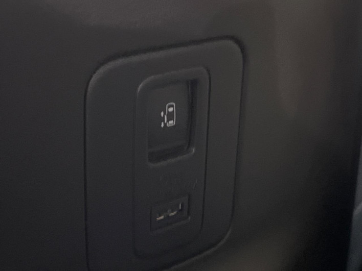 2019 Nissan Serena DAA-GFC27 (UW-69ef5816ca246)[11]