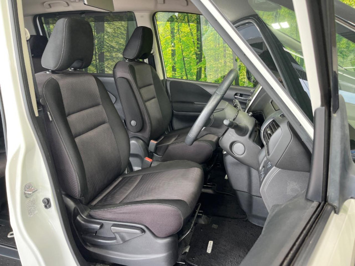 2019 Nissan Serena DAA-GFC27 (UW-69ef5817918ba)[16]