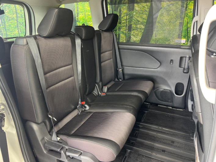 2019 Nissan Serena DAA-GFC27 (UW-69ef5817918ba)[15]